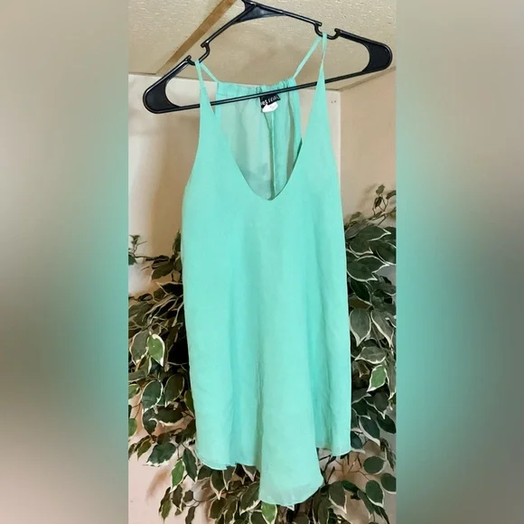 Top - Picture 1 of 2